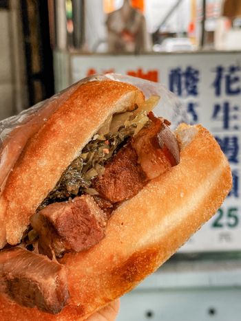 🔥超邪惡控肉炸饅頭🔥