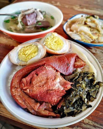 台中美食｜逢甲商圈人氣控肉飯