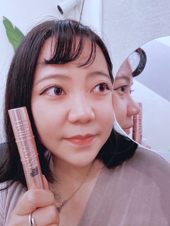 細軟睫毛救星！透過MAYBELLINE飛天翹防水睫毛膏變飛長翹！