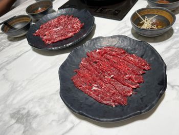 台南▴仁德區│台南必吃神級溫體牛肉湯│老字號溫體牛肉湯店│阿裕牛肉涮涮鍋一崑崙店