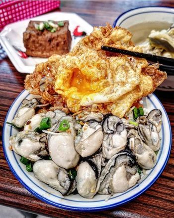花蓮美食｜超巨蚵仔魯肉飯