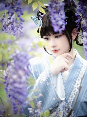 🦋紫藤花下的和風lolita🦋