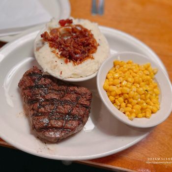 【美國-Arizona】美式牛排連鎖餐廳│德州鮮切牛排│Texas Roadhouse