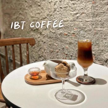 ▫️台南▫️今日吃「IBT COffee」隱身在巷弄中的工業風咖啡店