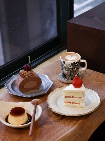 ㄩㄐ今天吃什麼？帶你們吃隱身花店裡的桃園咖啡廳｜藍嵐咖啡