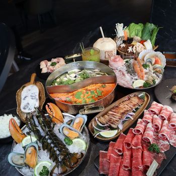 高雄新開幕火鍋店🥰今年聖誕節吃這家