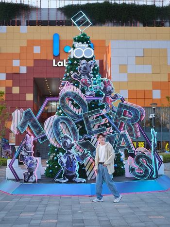 台中lalaport 迪士尼100聖誕造景
