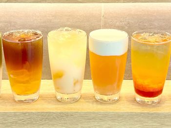 （芝山飲料）茶聚芝山福華店～現點現沖香濃抹茶、日本NIPPI玫瑰膠原凍、傳承三代濃郁仙草凍！茶聚菜單