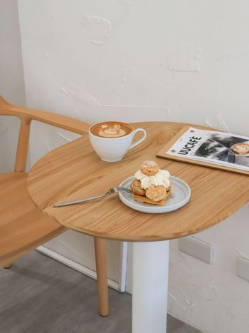 ㄩㄐ今天吃什麼？帶你們吃信義區北歐質感咖啡廳｜UU CAFE