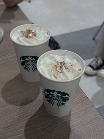 日本《星巴克》｜秋季限定南瓜香料拿鐵🎃🪵