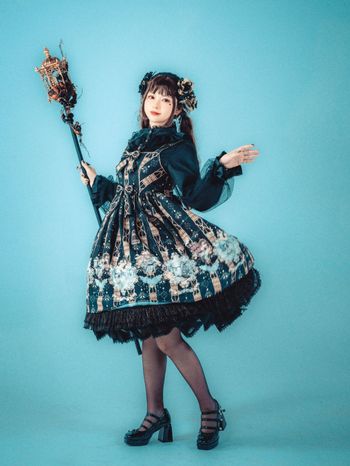 🐈‍⬛黑金舞會的小女巫🐈‍⬛