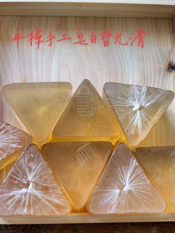 牛樟手工皂3塊1000元