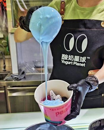 台北美食｜超夯拉絲酸奶報到! 台灣第一家酸奶星球全新開幕