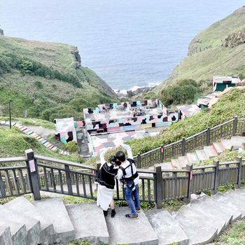 山谷中的神秘咖啡廳 📍新北 瑞芳 鼻頭角步道-聽濤cafe