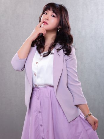 美業老師風格！紫色系穿搭