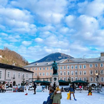 【奧地利-Salzburg】薩爾斯堡舊城區景點│莫扎特廣場、莫扎特出生地、薩爾察赫河、糧食胡同