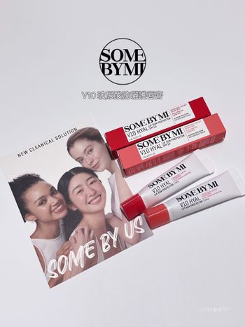 ♡some by mi 莎柏蜜♡連假出門防曬隨身攜帶ꫛꫀꪝV10玻尿酸防曬護唇膏💕