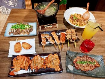 台北美食下酒菜餐廳推薦【南港武侍日式居酒屋】三五好友聚會暢飲串燒必吃聚集地!!
