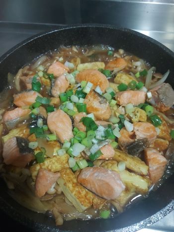 鮭魚燉豆腐