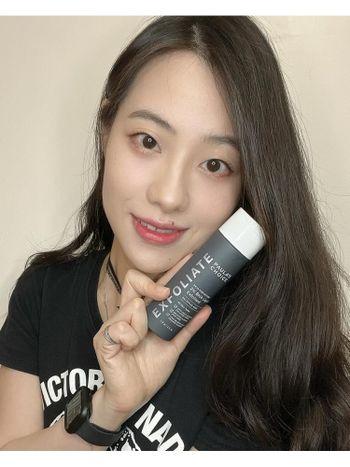 夏季粉刺冒不停，就靠 寶拉珍選 2%水楊酸精華液 來拯救！  