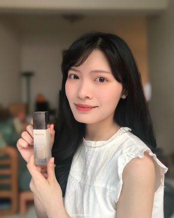 ☁️🍬’s PONY EFFECT 水透光妝前乳x貼膚底妝x完美定妝｜全新柔霧粉底液💛