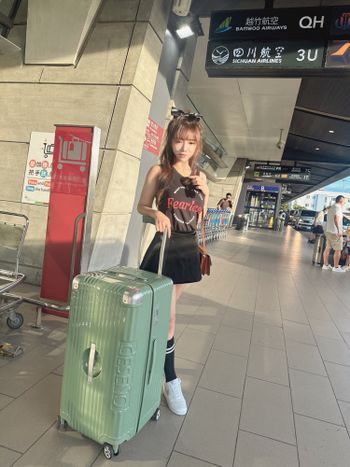 #笛森諾時尚行李箱 開箱上車🚌