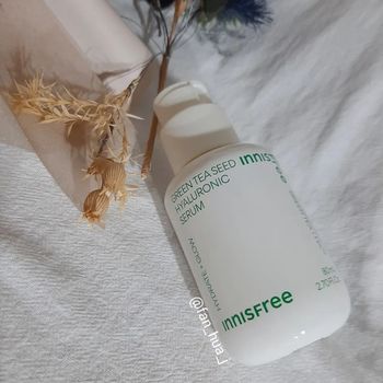 【臉部保養】夏天保養就想用清新的innisfree綠茶籽玻尿酸保濕精華