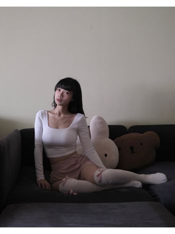 Vのootd 方領配上今年最流行的蝴蝶結風🎀