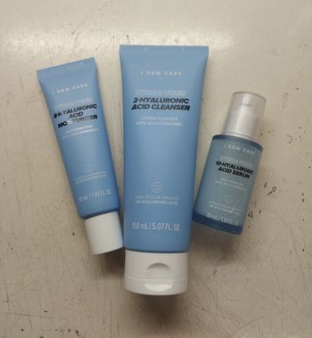 夏日清爽保濕好夥伴-I DEW CARE 水波波多重玻尿酸系列