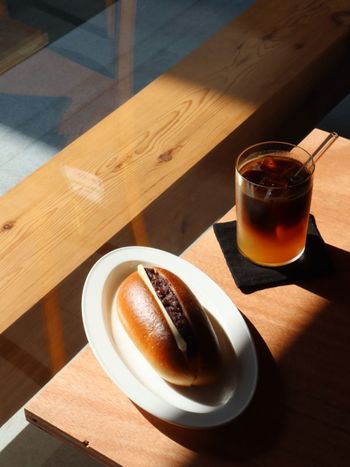 ㄩㄐ今天吃什麼？帶你們吃中山區日系文青咖啡廳｜powder coffee roasters
