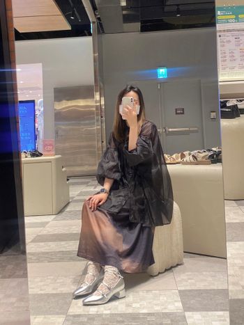 OOTD | 層次穿搭分享_銀色瑪莉珍🩶