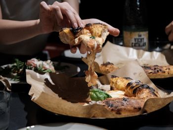PIZZAROUND 比薩斜躺