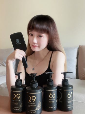專為台灣氣候髮質設計，讓你擁有空氣感高顱頂✨小顏神器！LAFA天堂護色洗髮露／護髮素，讓香氣迷人一整天