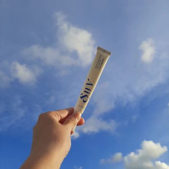 【唇部保養】唇炎救星，Siiv水潤光澤護唇精華