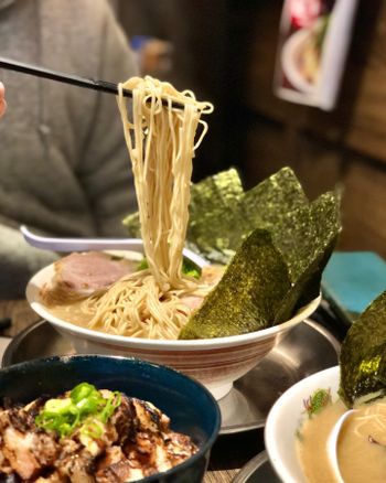 臺南北區｜日式料理｜寶來軒．日式氛圍感滿滿的拉麵小舖，超大塊燒肉讓你吃超飽!