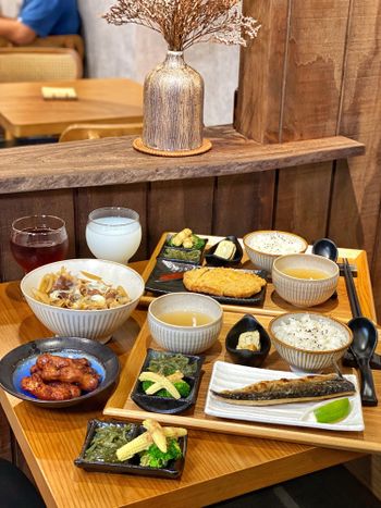 台南超美侘寂風日式餐廳😍有定食、丼飯、小點👍