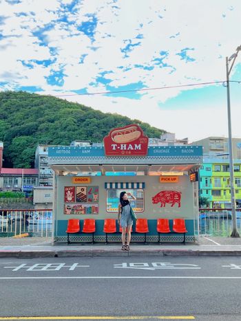 📍基隆景點｜最新熱門景點｜美式熱狗堡公車亭🌭🚌🚏📷