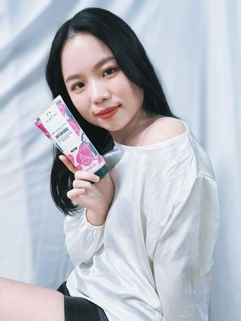 沐浴玫瑰香氣的保濕身體乳