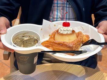 Snob café微風南山店～台北最強可頌開新店！鹹的甜的通通有～限定奶霜冰滴南山喝得到