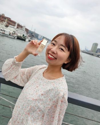 保濕、持妝、透亮感全GET！CINQUAIN 思珂星魅光透水潤粉底讓妝感煥然一新✨