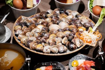 2000克蛤蜊上桌！平日午餐+99元多一盤肉