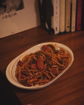 台北。拿玻里義大利麵。咖啡廳。不限時