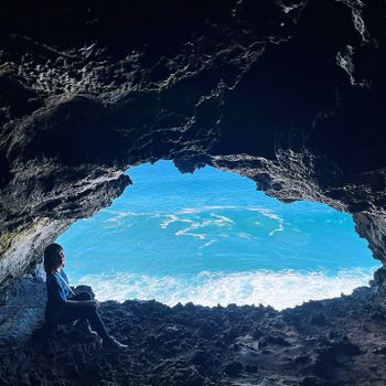 【智利-Easter Island】復活節島上著名的天然洞穴景點 | VAI AMEI | Ana Kakenga