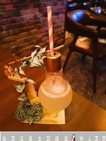 台北東區特色創意調酒餐酒館推薦【你覺得呢餐酒館】微醺時光隱藏式VIP包廂等你來體驗!!
