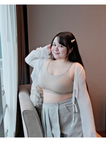 UNIQLO 無鋼圈美型胸罩舒適款～大胸女孩也能穿！