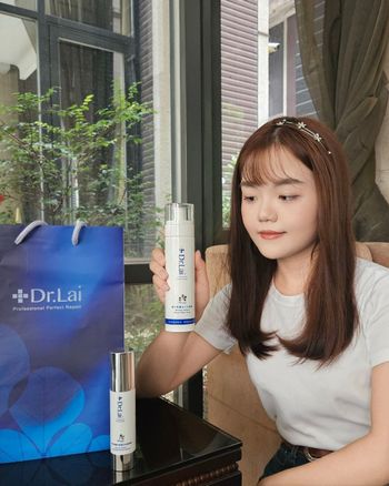跟我一起保養！油性肌膚的「一日清爽保養」｜Dr.Lai水噴霧＆精華、愛用開架早C晚A＆泛紅舒緩一把抓乳液✨