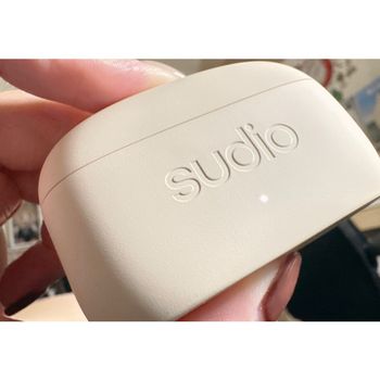🤍高顏值耳機sudio E3 開箱
