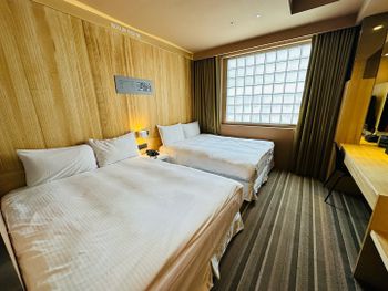 【路境行旅 台南西門館】台南中西區住宿推薦！高級家庭房開箱，大廳佈置夢幻造景網美必拍～台南四人房推薦！