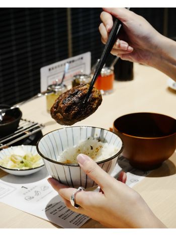 【台北美食】來自日本，呼聲很高的炭火漢堡排究竟好不好吃？