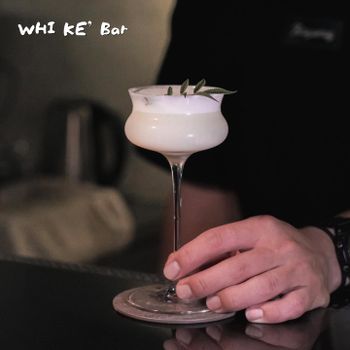 【台北市 • 信義區】《WHI KE’ Bar》